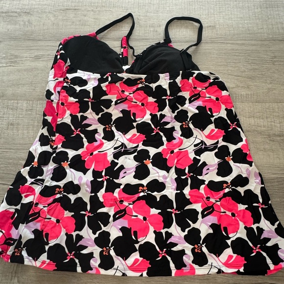 Floral women’s plus size swim suit size XXXL brand new - Picture 5 of 8